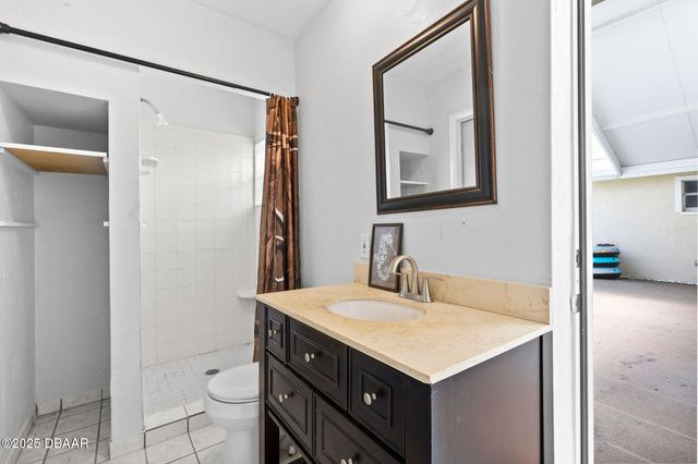1139 Roberts Street, Ormond Beach, FL 32174