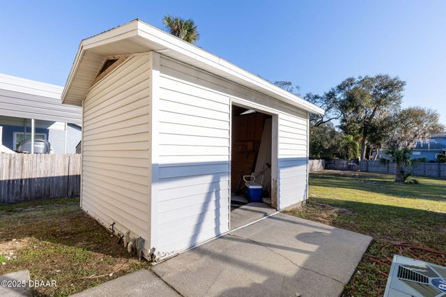 1139 Roberts Street, Ormond Beach, FL 32174