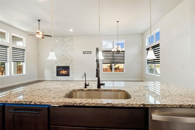 4201 Arques Ave, Round Rock, TX 78681