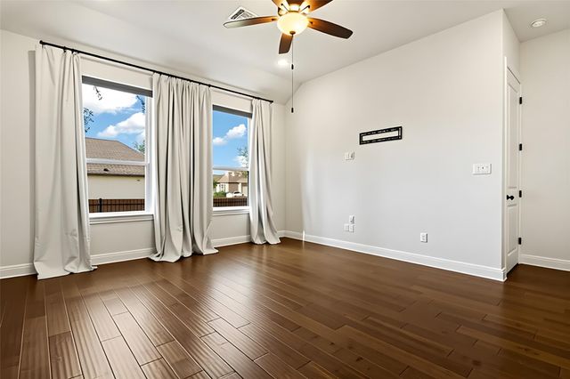 4201 Arques Ave, Round Rock, TX 78681