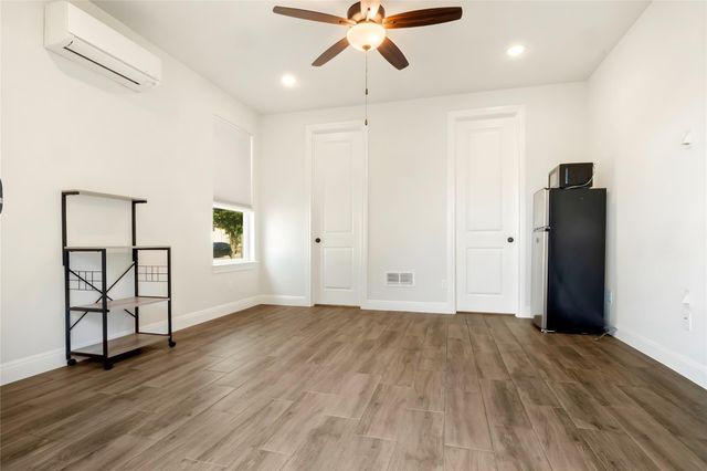 4201 Arques Ave, Round Rock, TX 78681