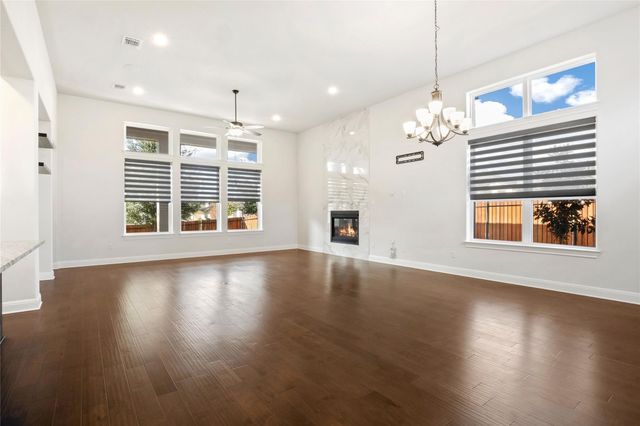 4201 Arques Ave, Round Rock, TX 78681