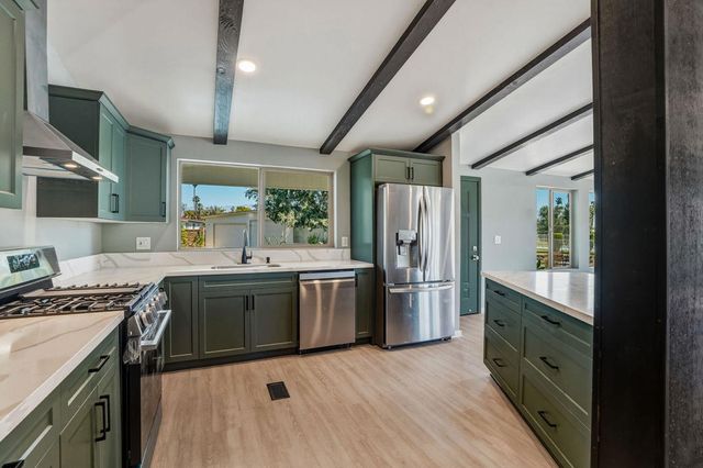 74654 Stage Line Drive, Thousand Palms, CA 92276