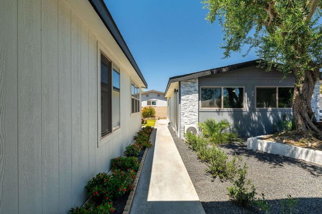 74654 Stage Line Drive, Thousand Palms, CA 92276