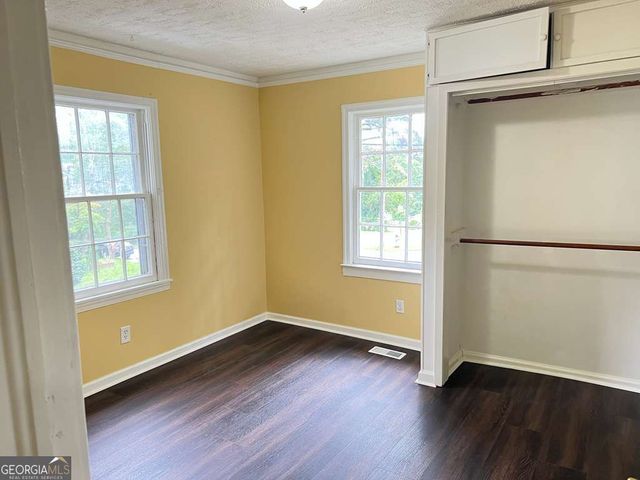1870 Grove Avenue, East Point, GA 30344