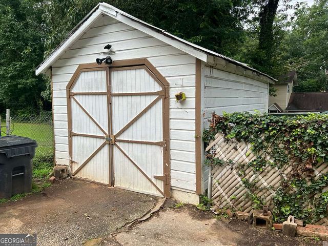 1870 Grove Avenue, East Point, GA 30344