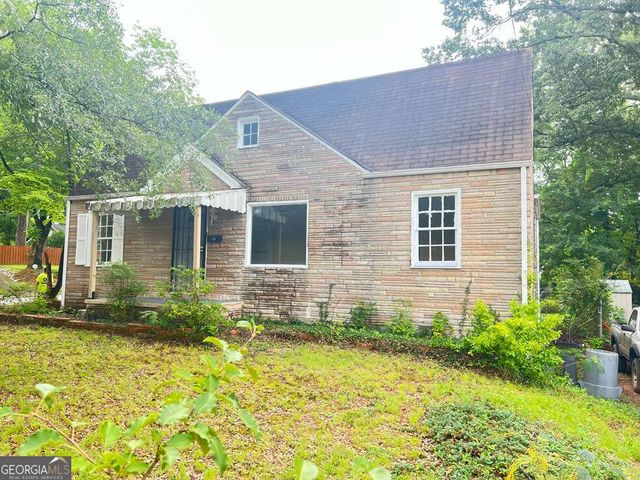 1870 Grove Avenue, East Point, GA 30344