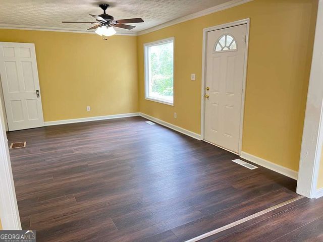 1870 Grove Avenue, East Point, GA 30344