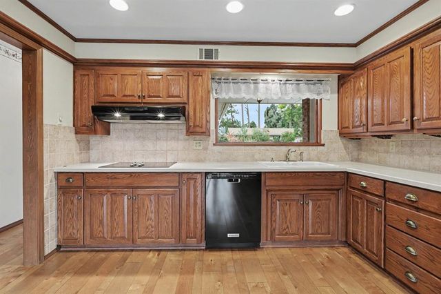 4225 NW 59th Street, Oklahoma City, OK 73112