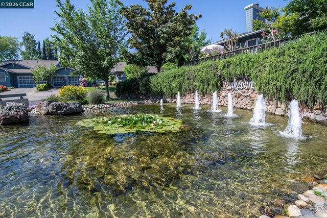 1901 Lakeshire Dr, Walnut Creek, CA 94595