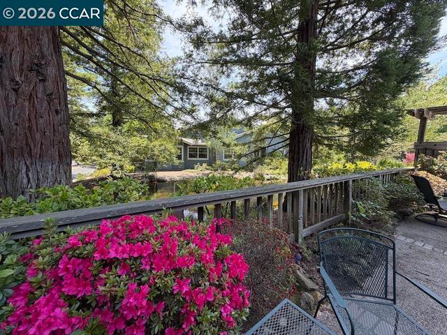 1901 Lakeshire Dr, Walnut Creek, CA 94595