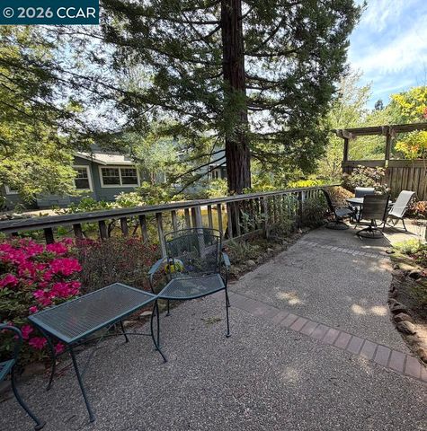 1901 Lakeshire Dr, Walnut Creek, CA 94595