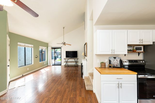 7530 E Shore Drive, Tucson, AZ 85715