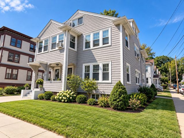 137 Brooks Street 1, Boston, MA 02135