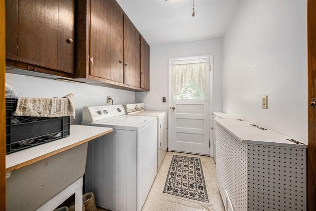 7109 Lake Shore Drive, Chelsea, MI 48118