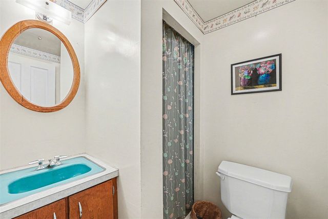 7109 Lake Shore Drive, Chelsea, MI 48118