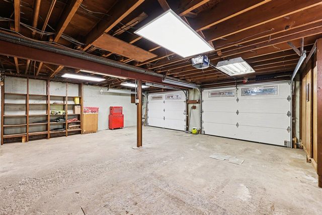 7109 Lake Shore Drive, Chelsea, MI 48118