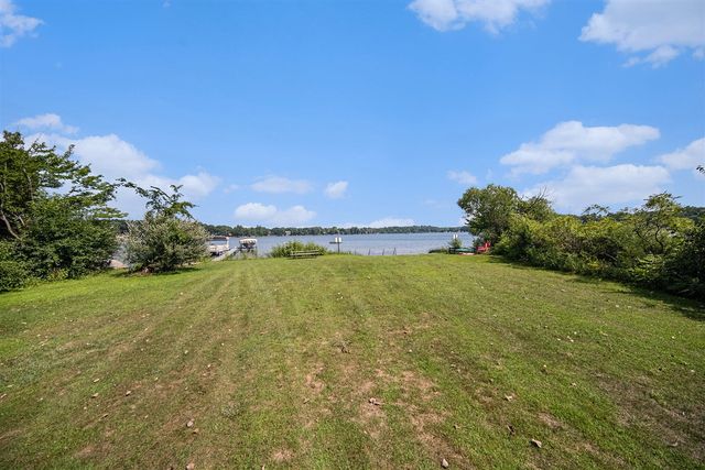 7109 Lake Shore Drive, Chelsea, MI 48118