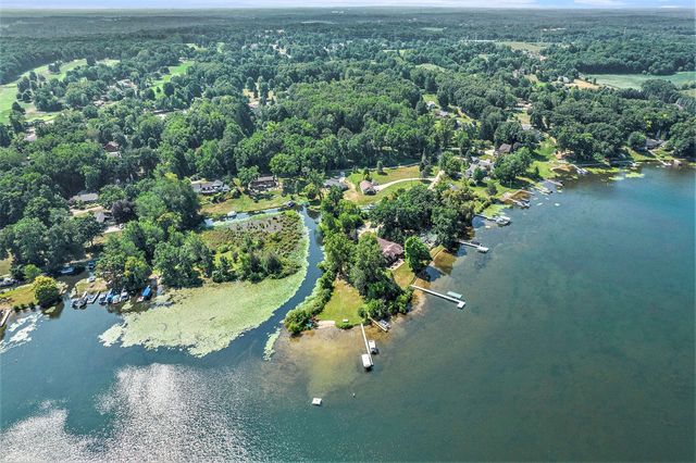 7109 Lake Shore Drive, Chelsea, MI 48118