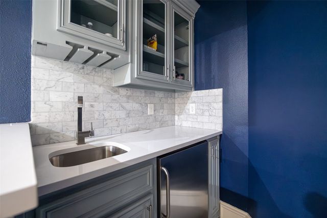 6560 Vanderbilt Avenue, Dallas, TX 75214