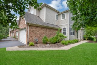 1850 Maureen Drive, Hoffman Estates, IL 60192