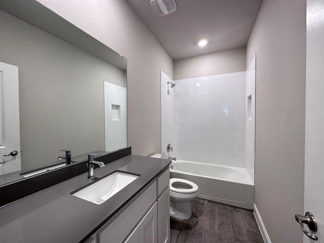 1049 Kirkham Way, Fort Worth, TX 76247