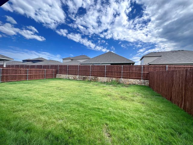 1049 Kirkham Way, Fort Worth, TX 76247