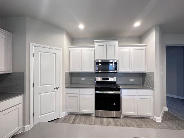1049 Kirkham Way, Fort Worth, TX 76247