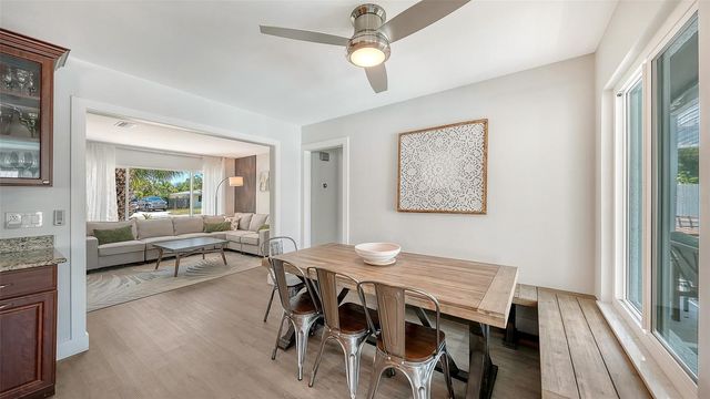 1302 MANGO AVENUE, Venice, FL 34285