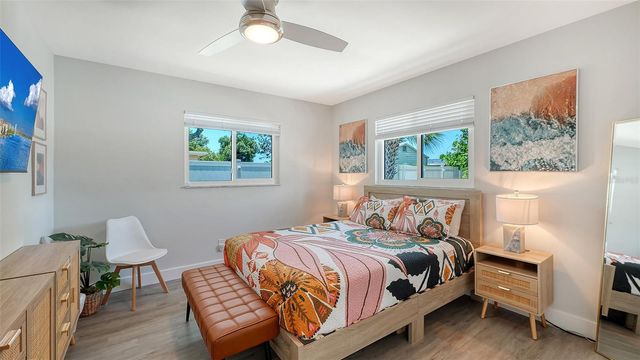 1302 MANGO AVENUE, Venice, FL 34285