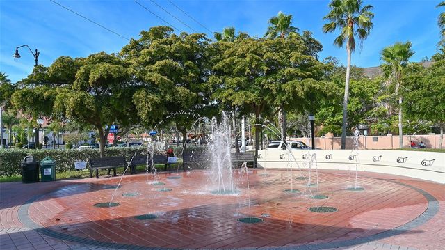 1302 MANGO AVENUE, Venice, FL 34285