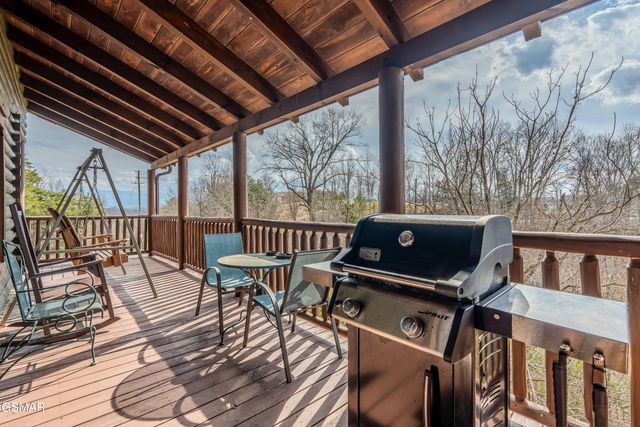 403 Happy Hollow Lane, Sevierville, TN 37876