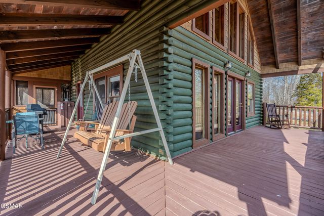 403 Happy Hollow Lane, Sevierville, TN 37876