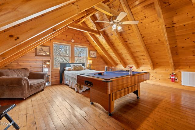 403 Happy Hollow Lane, Sevierville, TN 37876