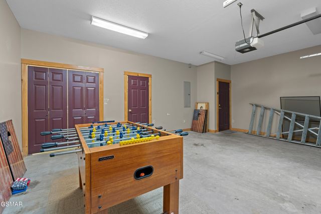 403 Happy Hollow Lane, Sevierville, TN 37876