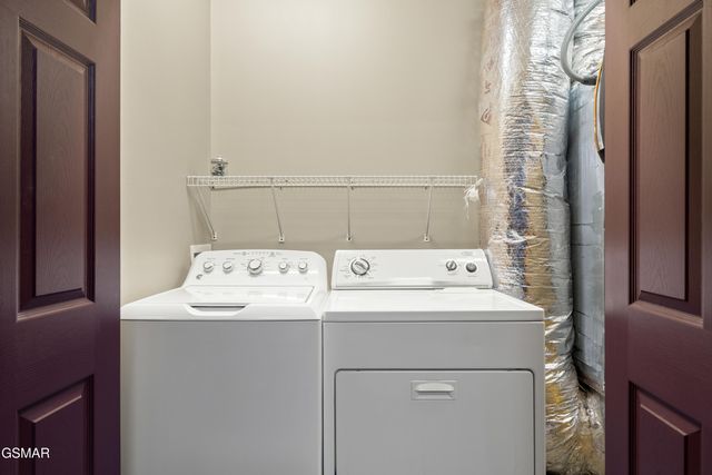 403 Happy Hollow Lane, Sevierville, TN 37876