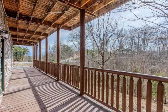 403 Happy Hollow Lane, Sevierville, TN 37876