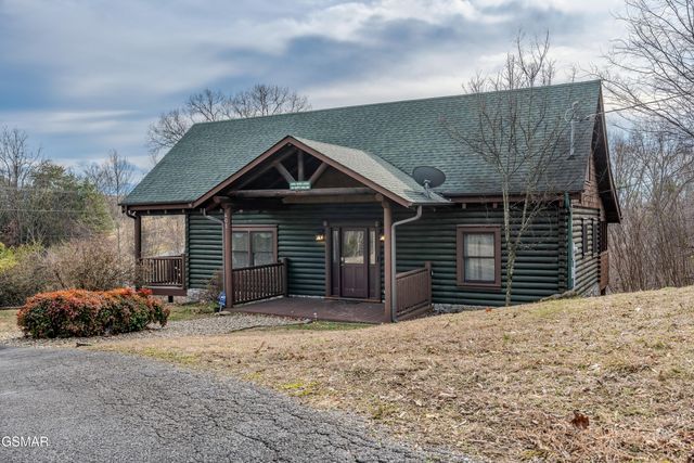 403 Happy Hollow Lane, Sevierville, TN 37876