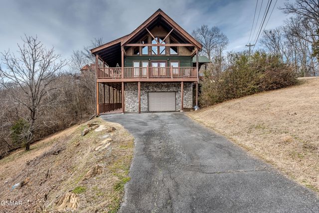 403 Happy Hollow Lane, Sevierville, TN 37876