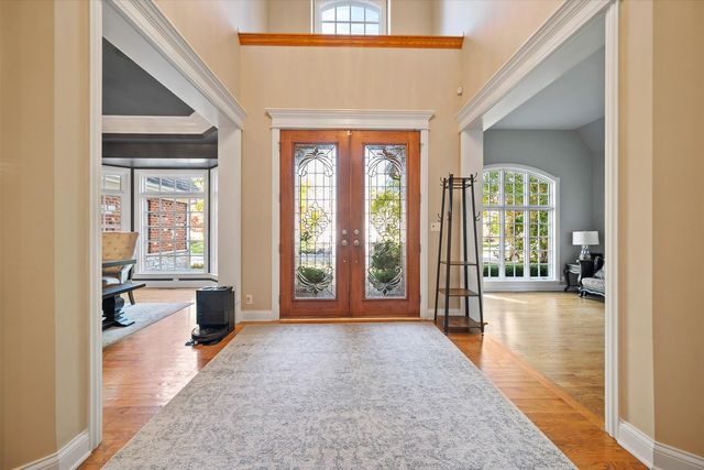 39W821 S Hathaway Lane, Geneva, IL 60134