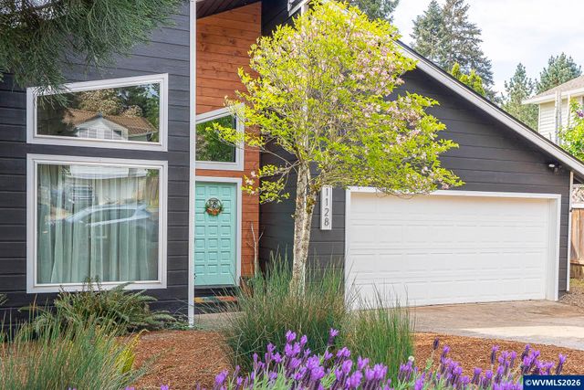1128 Willow Creek Dr NW, Salem, OR 97304