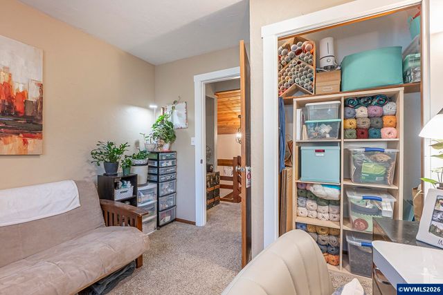 1128 Willow Creek Dr NW, Salem, OR 97304