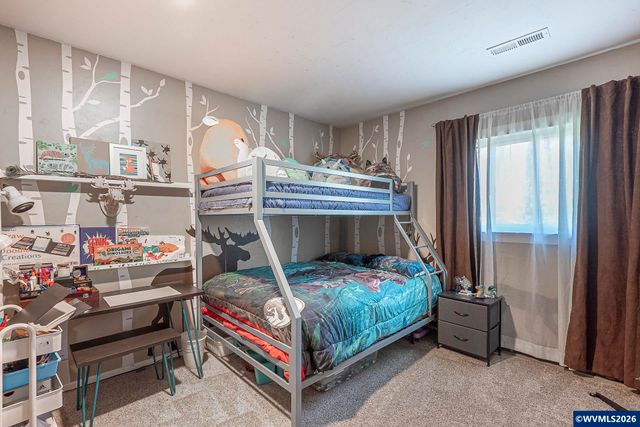 1128 Willow Creek Dr NW, Salem, OR 97304