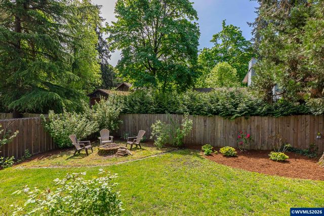 1128 Willow Creek Dr NW, Salem, OR 97304