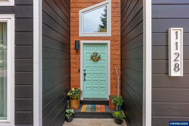 1128 Willow Creek Dr NW, Salem, OR 97304