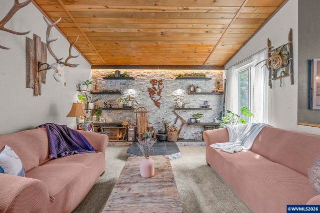 1128 Willow Creek Dr NW, Salem, OR 97304