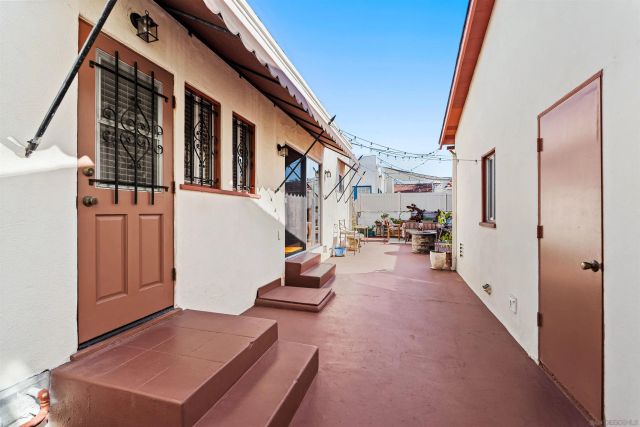 4849 W Point Loma, San Diego, CA 92107