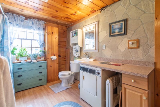 570 VT Route 14, Woodbury, VT 05681