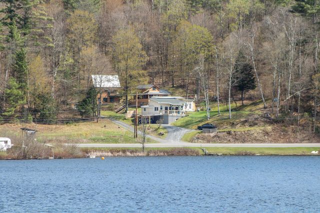 570 VT Route 14, Woodbury, VT 05681