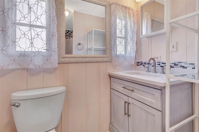 1123 FOREST LANE, Tavares, FL 32778